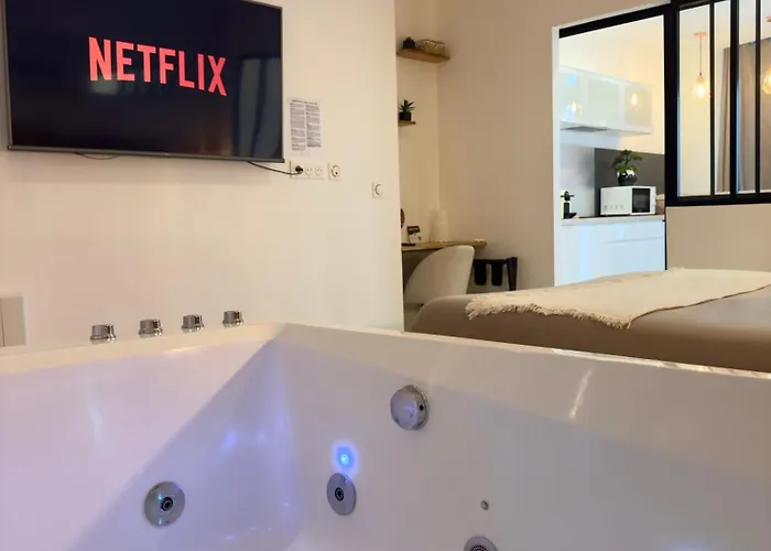 Le Nid De La Chouette By * Dijon